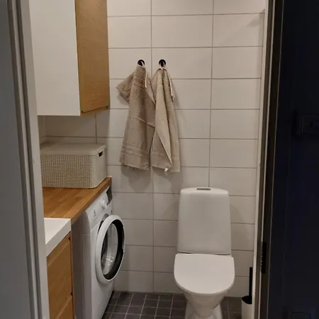 Mugav Mereaeaerne Korter * Orissaare